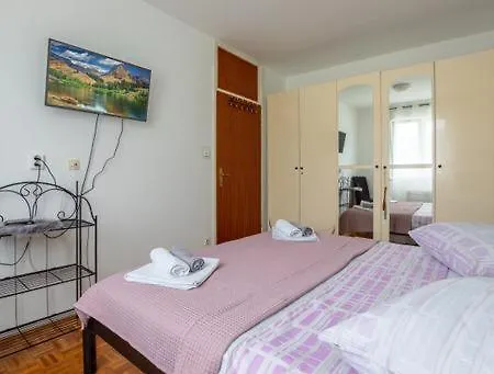 Apartament Boka Solin